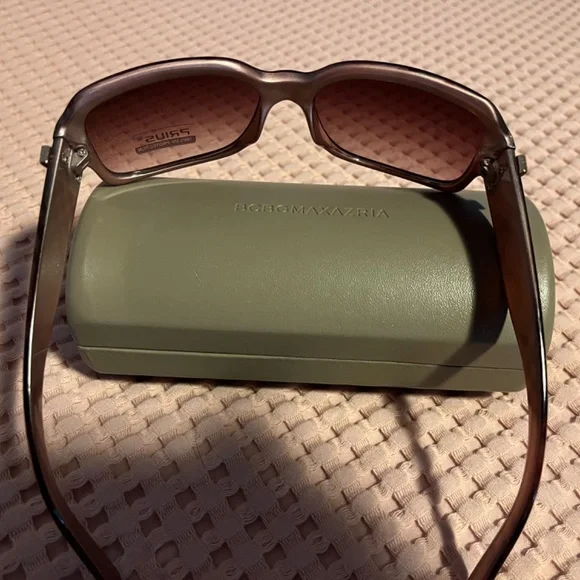 Sunglasses - Picture 4 of 5